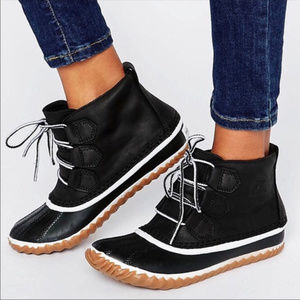 Sorel Out n About Waterproof Boot - BLK